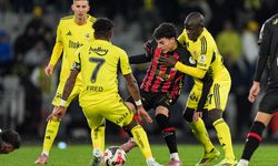 Fatih Karagümrük Fenerbahçe Karşısında İlk Yarıyı 2-0 Önde Kapattı!