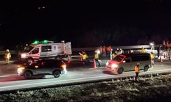 Kızılcahamam’da Feci Kaza: Hostes Hayatını Kaybetti, 15 Yaralı! Ankara İstikameti Kilitlendi