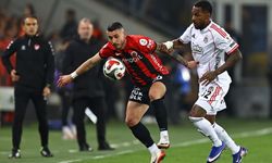 Ankara’da Gergin Gece: Eryaman’da Gol Sesi Yok, Gençlerbirliği Beşiktaş Karşısında 10 Kişi!