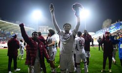 Trabzonspor Milli Araya "Fırtına" Gibi Girdi! Eyüpspor Deplasmanında Tek Golle 3 Puan: Zirve Hattı Karıştı