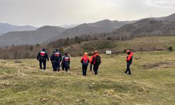 Sakarya Geyve’den Acı Haber: Yaylaya Giden Yaşlı Adamın Cansız Bedeni Dere Yatağında Bulundu!