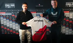 Hollanda’da Bir Türk Yıldız Daha Parlıyor! 15 Yaşındaki Ahmet İrgi Uthrecht'e İmzayı Attı!