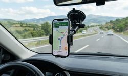 Son Dakika! Telefon Tutucu ve Dikiz Aynası Kokusu Yasaklandı mı? Ceza Yazılıyor mu? Resmi Açıklama Geldi: