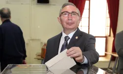 Galatasaray’da Aykutalp Derkan Güven Tazeledi: Divan Kurulu’nda "Devam" Kararı!