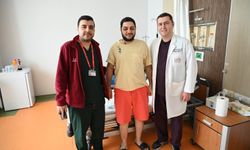 Balıkesir'de Mucize Kurtuluş! Kalbi Durma Noktasına Gelen Genci Prof. Dr. Ahmet Dolapoğlu Hayata Döndürüldü