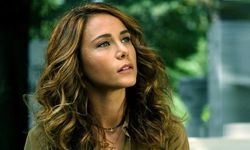 Burçin Terzioğlu kaç yaşında? 2026 Burçin Terzioğlu hangi dizide oynuyor?