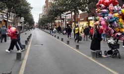 Karanfilli ekmeksiz bayram olmaz!