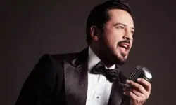 Emre Altuğ Kimdir? Biyografisi, Müzik Kariyeri ve Dizileri