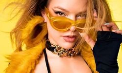 Esin Bahat Kimdir? Manifest Grubu Üyesi Esin Bahat'ın Kariyeri