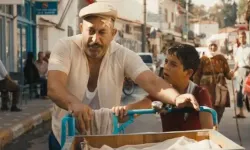 İftarlık Gazoz Konusu Ne? Oyuncuları Kimler? İftarlık Gazoz Kaç Yılında Çekildi? Gazozcu Cibar Kemal ve Adem'in Hikayesi