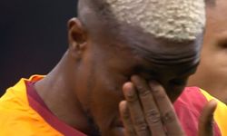 RAMS Park'ta Tarihi Gece! Galatasaray Koreografisi Sonrası Victor Osimhen Gözyaşlarına Boğuldu!