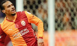 DERBİDE VAR KARARI ORTALIĞI KARIŞTIRDI! Beşiktaş - Galatasaray Maçında Leroy Sane Kırmızı Kart Gördü!