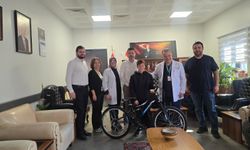 Sağlıkta Sevgi Köprüsü: Balıkesir'de Minik Ayaz'ın Bisiklet Hayali Gerçek Oldu.