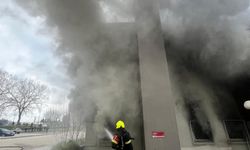 Balıkesir’de Korkutan Yangın! 10 Burda AVM Karşısında Marketin Kazan Dairesi Alevlere Teslim Oldu!