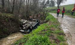 Sındırgı’da Korkunç Kaza! Dereye Uçan Aracın Sürücüsü 50 Metre İleride Ölü Bulundu