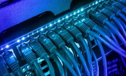 2 KISIMDAN OLUŞAN SUNUCU, NETWORK CİHAZLARI VE BAĞLANTI PARÇALARI ALIMI İŞİ