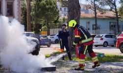 Ayvalık'ta Nefes Kesen Tatbikat! Belediye Personeli Alevlerle Mücadele Etti!