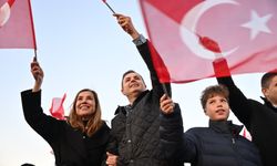 Ahmet Akın’ın alternatif törendeki mesajlarından ne anlam çıkardınız?