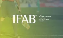 IFAB Onayladı! Futbolda Ağız Kapatma Dönemi Bitti: Kırmızı Kart Geliyor