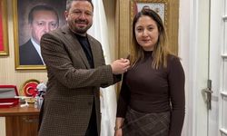 Siyasi transfer tartışması: AK Parti “büyüyoruz” dedi, CHP “Rant bulamayanlar gitti”