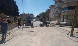 Edremit Tuzcumurat Mahallesi’nde Yol Yenileme Mesaisi: Kilit Parke Taş Döşeme Çalışmaları Sürüyor