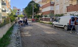 Edremit’te Yol Seferberliği: Sarıkız Mahallesi 24018. Sokak Yenileniyor