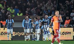 Trabzon'da Onuachu Fırtınası! Dev Derbide İlk Yarı Sonucu: Trabzonspor 1-0 Galatasaray