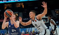 Anadolu Efes Partizan’ı Uzatmada Devirdi! Shane Larkin Sahalara Geri Döndü!