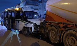 Kapaklı’da Zincirleme Kaza: Halk Otobüsü Tankere Çarptı, 9 Yaralı Var!