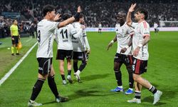 Beşiktaş, Antalyaspor'u 4 Golle Geçti! Orkun Kökçü ve Oh Yıldızlaştı!