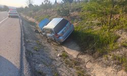 Bilecik Söğüt Yolunda Kaza: İki Otomobil Çarpıştı, 1 Yaralı Var!