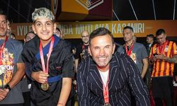 Okan Buruk'un Oğlu Ali Yiğit Buruk Kimdir? Kaç Yaşında? Galatasaray'da Bir Görevi Var mı? Neden Ceza Aldı?