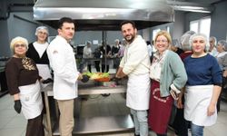 GASTRONOMİ AKADEMİSİ'NDE ÇİĞKÖFTE YOĞURDULAR