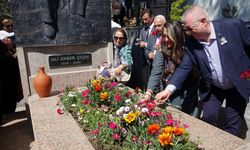 Halk Ozanı Ali Ekber Çiçek Vefatının 20. Yılında Edremit’te Anıldı