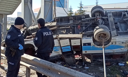 SON DAKİKA: Ankara’da Can Pazarı! Kızılcahamam Otobüsü Üst Geçide Çarptı: 4 Ölü, Çok Sayıda Yaralı!