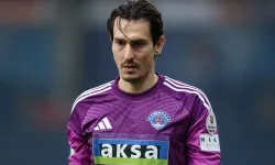 İNANILMAZ! Süper Lig'de Kaleden Kaleye Gol! Kasımpaşa Kalecisi Gianniotis Tarih Yazdı: Bilal Bayazit Çaresiz Kaldı!