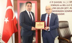 Burhaniye’de Savaş Baltaları Çekildi! Başkan Deveciler’den İstifa Eden Erbalaban’a Sert Yanıt!