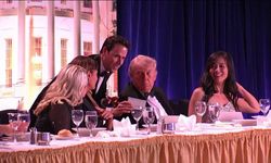 ABD'de Dehşet Anları! Trump'a Suikast Girişimi: donald Trump Vuruldu mu? Öldü mü?