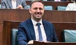 AK Parti Susurluk İlçe Başkanı Şafak Mut: Susurluk'un geleceği satılamaz!