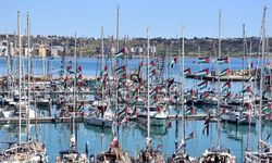 31 Türk Aktivistten Haber Alınamıyor! Gazze Filosuna Girit Açıklarında Müdahale