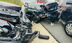 SON DAKİKA: İzmir-İstanbul Otoyolu’nda Zincirleme Kaza! Aktarma Mevkii İstanbul İstikameti Kilitlendi: İşte Son Durum!