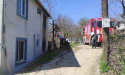 Karesi’de Korkutan Yangın! Düzoba Mahallesi’nde Alevler Evi Sardı: İtfaiye Ekiplerinden Kritik Müdahale!