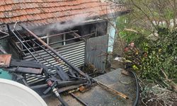 Kepsut'ta Korkutan Alevler! Yenice Mahallesi’nde Ev Yangını Paniği: Ekipler Zamanla Yarıştı!