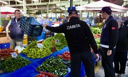 Burhaniye'de Vatandaşın Sofrasına Zabıta Kalkanı! Pazar Alışverişinde Hileye Geçit Yok: Denetimler Artırıldı!