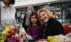 GÜLSİN ONAY'DAN BALIKESİR'DE UNUTULMAZ PİYANO RESİTALİ