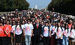 Başkan Ahmet Akın, 1071 Balıkesirli Gençle Anıtkabir’de