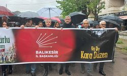 1 MAYIS'TA SÜRPRİZ KARE! HAKAN KESKİN VE ERDEN KÖYBAŞI YAN YANA YÜRÜDÜ