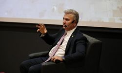 Mustafa Canbey Bandırma’da Gençlerle Buluştu: Kamu Diplomasisinde Türkiye Vizyonu!