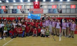 Havran'da "Mendil Kapmaca" Heyecanı! Çocuk Oyunları Şenliği Ödül Töreniyle Taçlandı: İşte Kazananlar