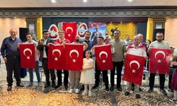 Bandırma’da Duygusal Gece: Özel Bireyler İçin Temsili Asker Kınası Düzenlendi